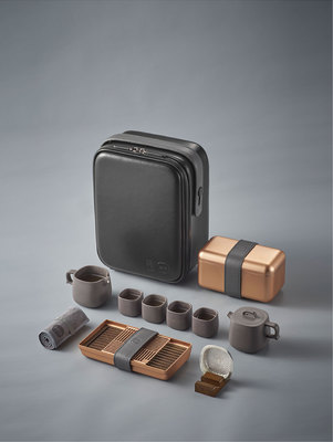 傳統(tǒng)與現(xiàn)代的融合 故宮文化 × 哲品 '正誼明道' 旅行茶具套裝